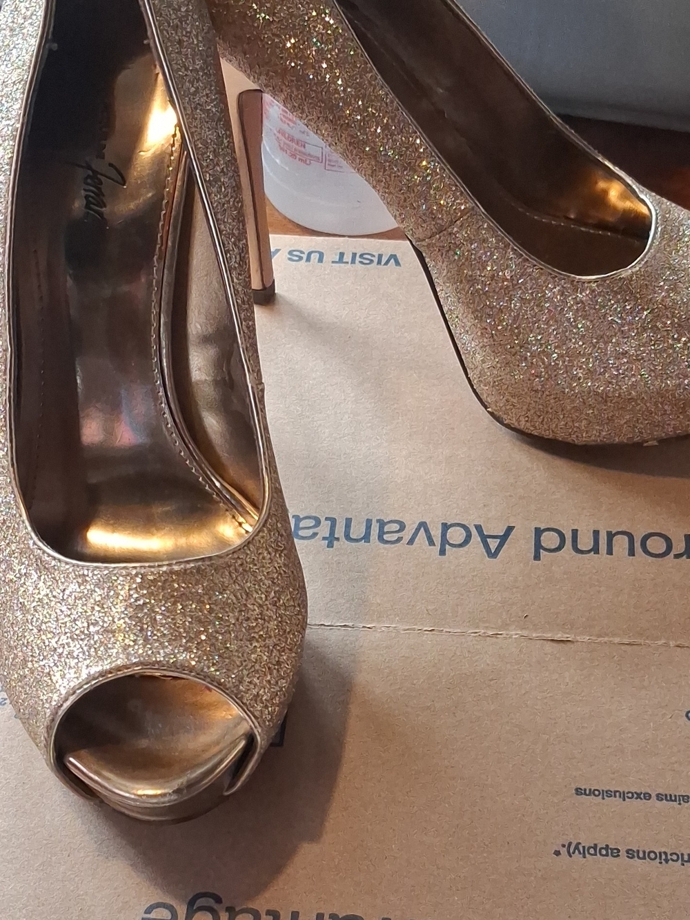 Jacqueline Ferrar Gold Glitter Peep-Toe Stiletto Heels